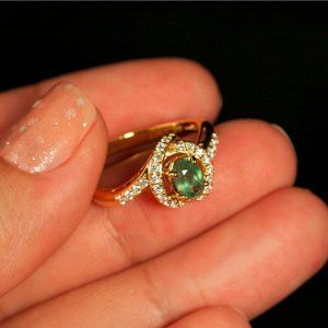 Natural Alexandrite Diamond 18k Yellow Gold Engagement Ring